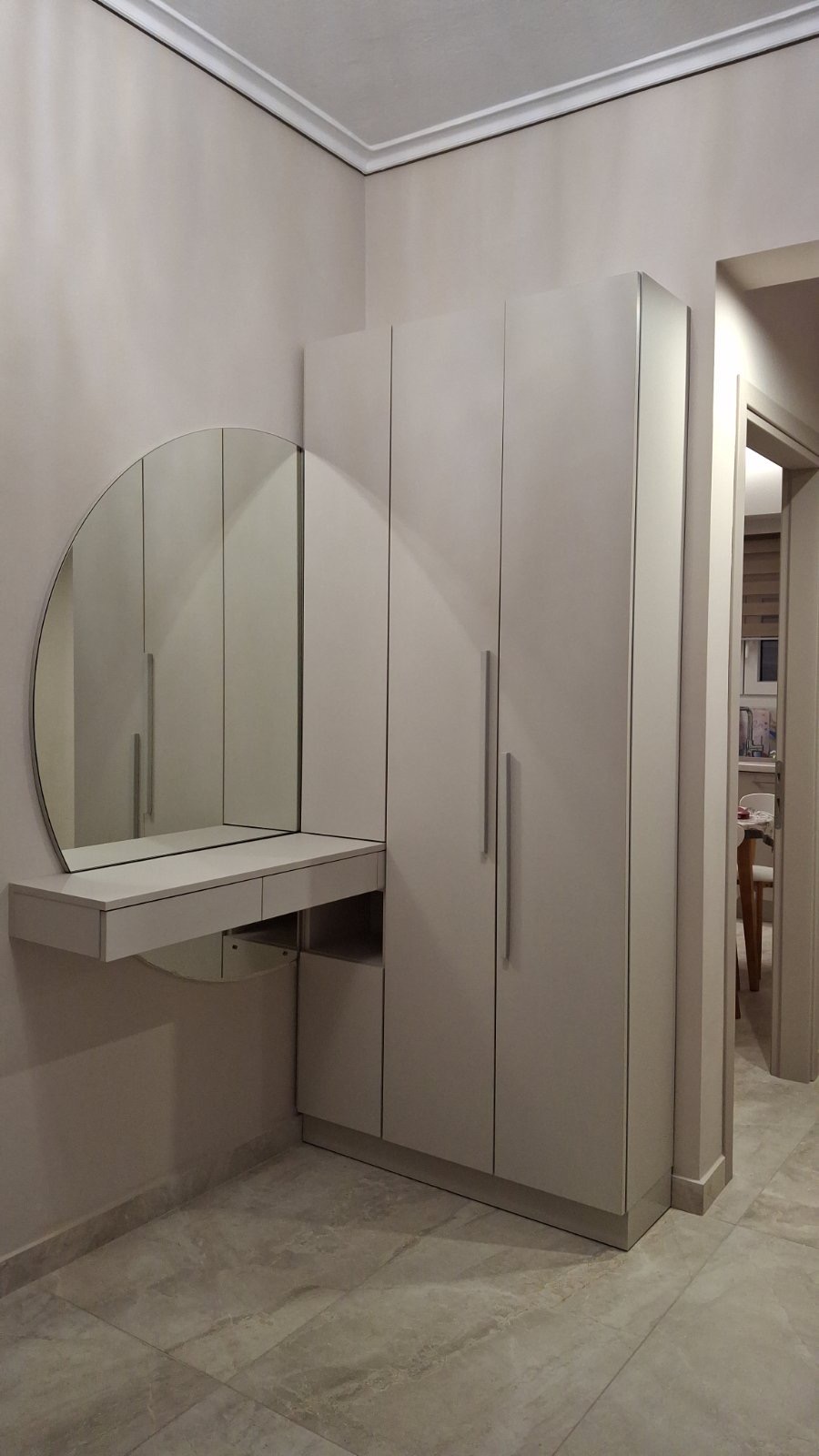 Έπιπλο εισόδου Corner Line